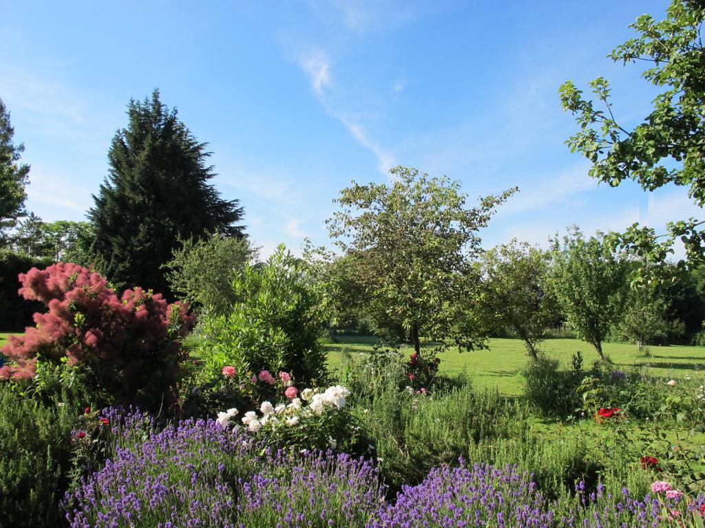 Bed and Breakfast Le Mont D'Auge Canapville  Экстерьер фото
