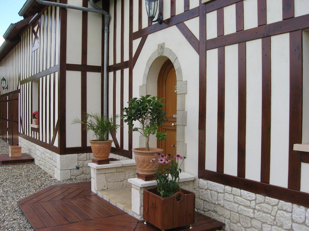 Bed and Breakfast Le Mont D'Auge Canapville  Экстерьер фото