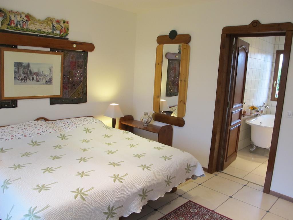 Bed and Breakfast Le Mont D'Auge Canapville  Экстерьер фото